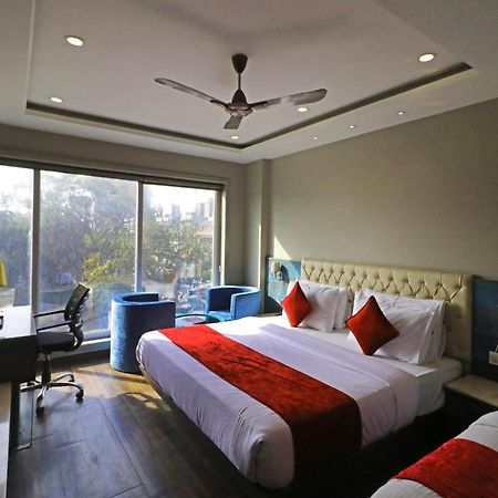The Ivy Grand Hotel In City Centre With Free Secured Parking Nuova Delhi Esterno foto