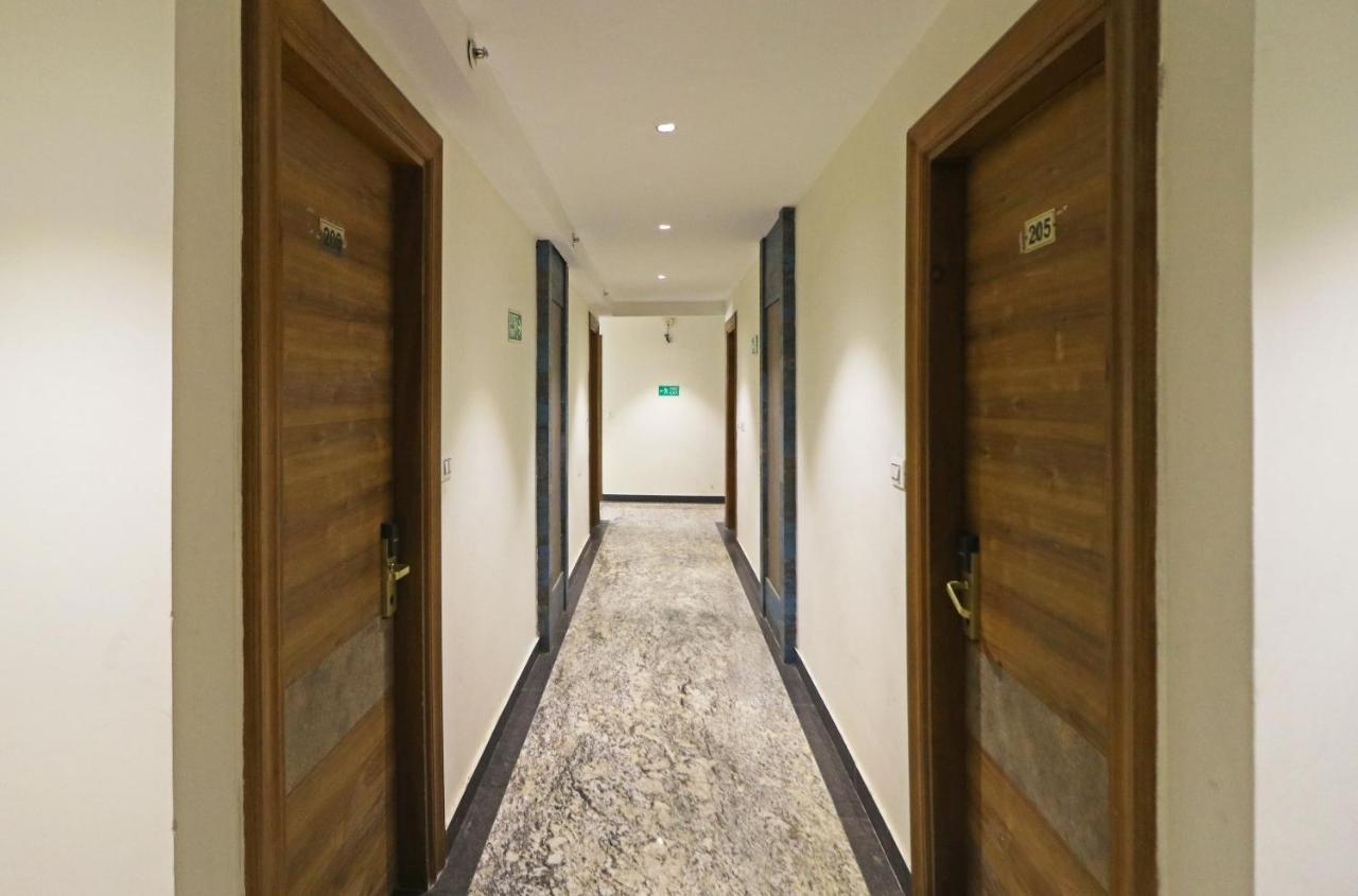 The Ivy Grand Hotel In City Centre With Free Secured Parking Nuova Delhi Esterno foto