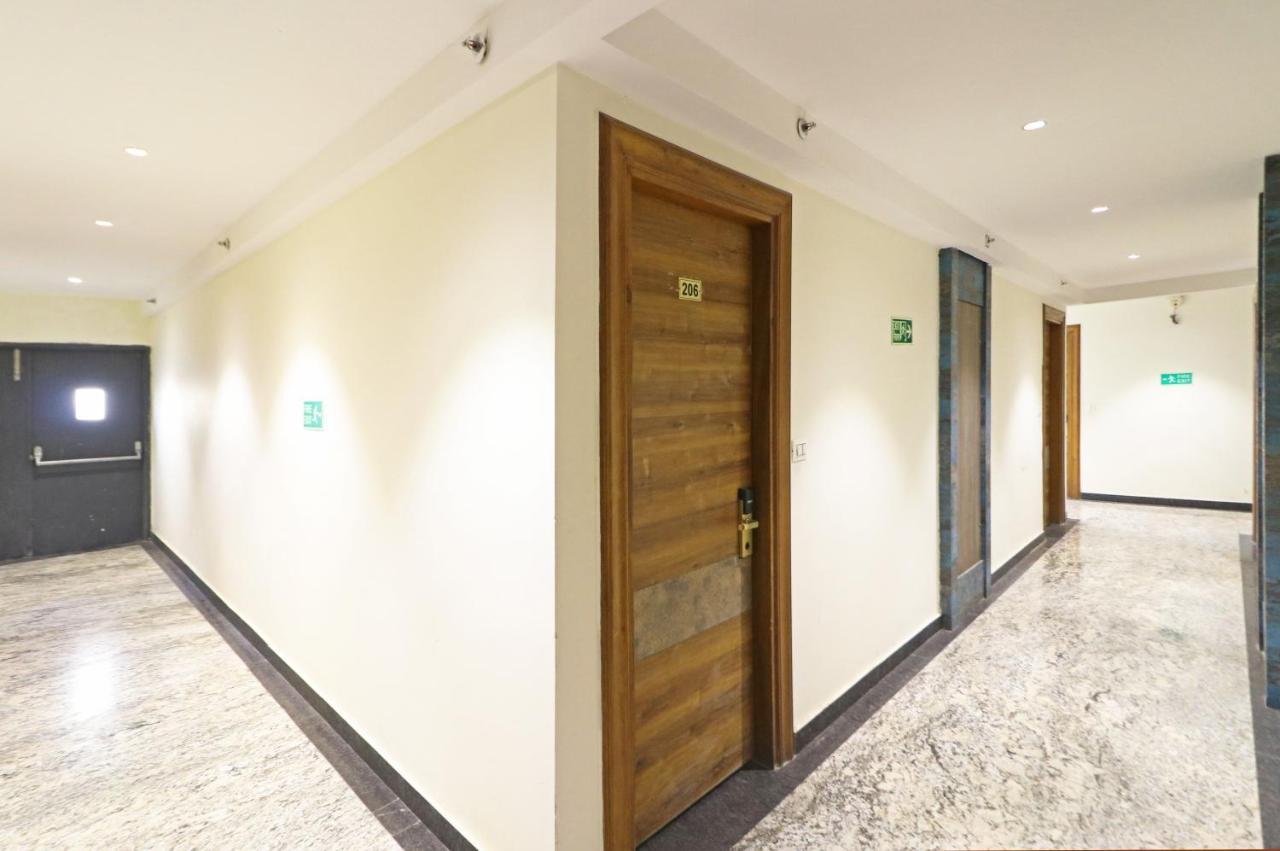 The Ivy Grand Hotel In City Centre With Free Secured Parking Nuova Delhi Esterno foto