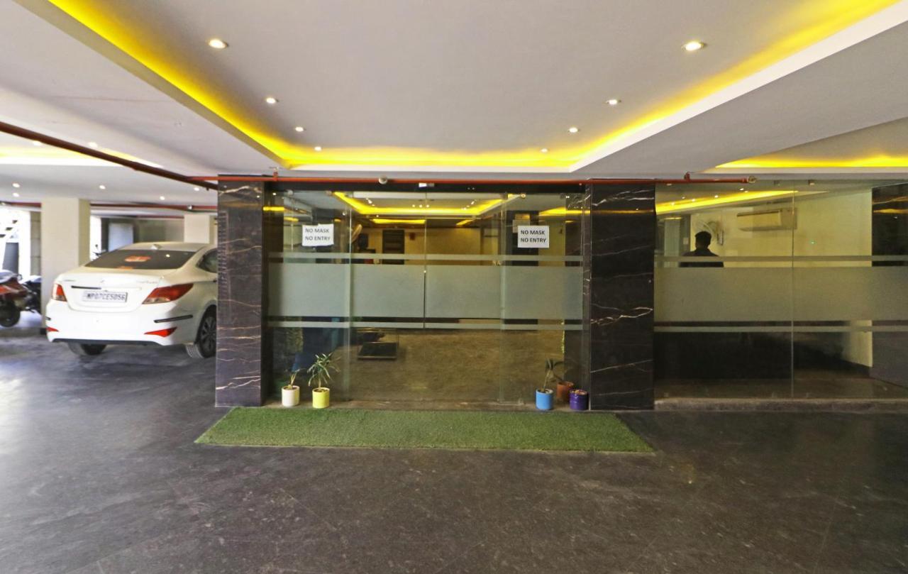 The Ivy Grand Hotel In City Centre With Free Secured Parking Nuova Delhi Esterno foto