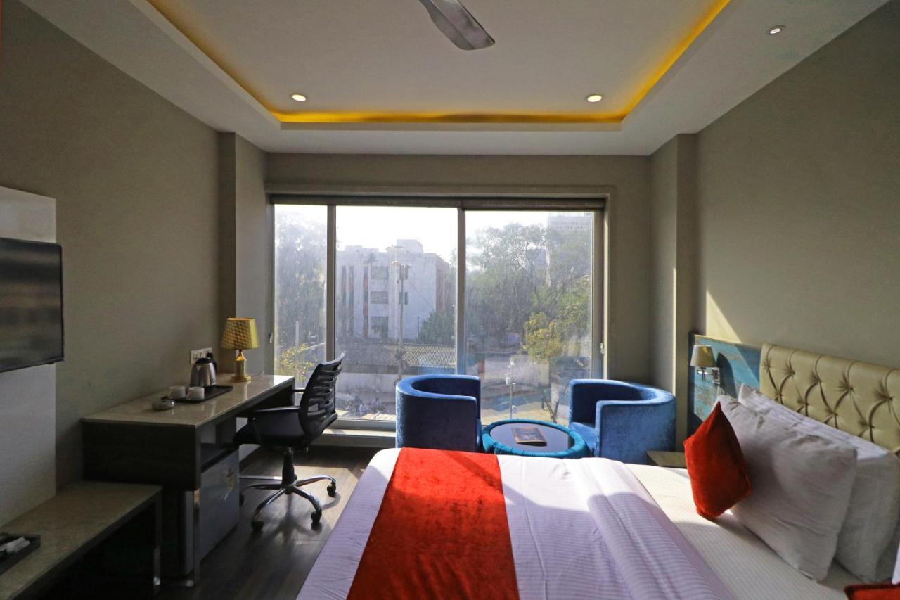 The Ivy Grand Hotel In City Centre With Free Secured Parking Nuova Delhi Esterno foto