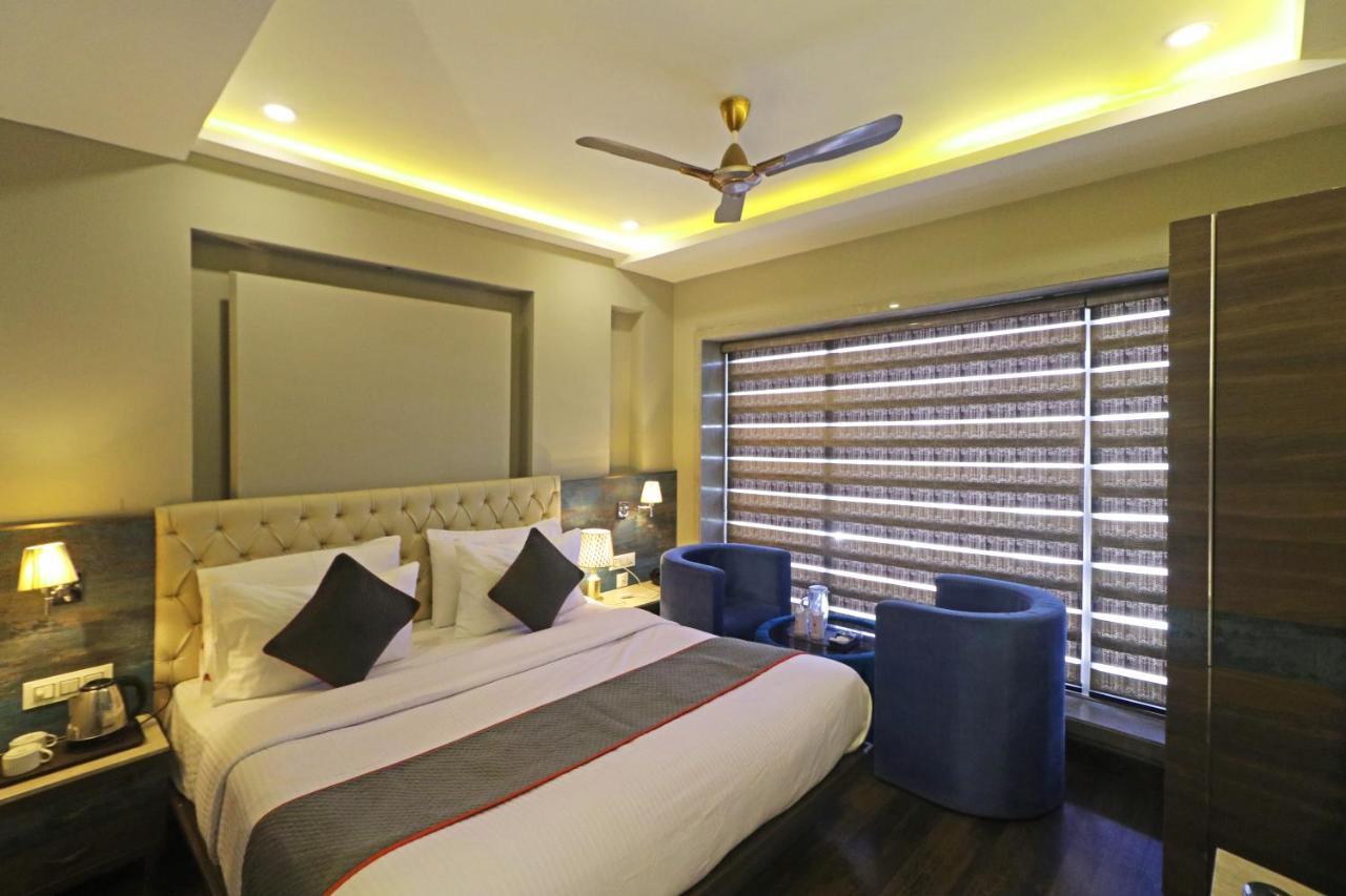 The Ivy Grand Hotel In City Centre With Free Secured Parking Nuova Delhi Esterno foto